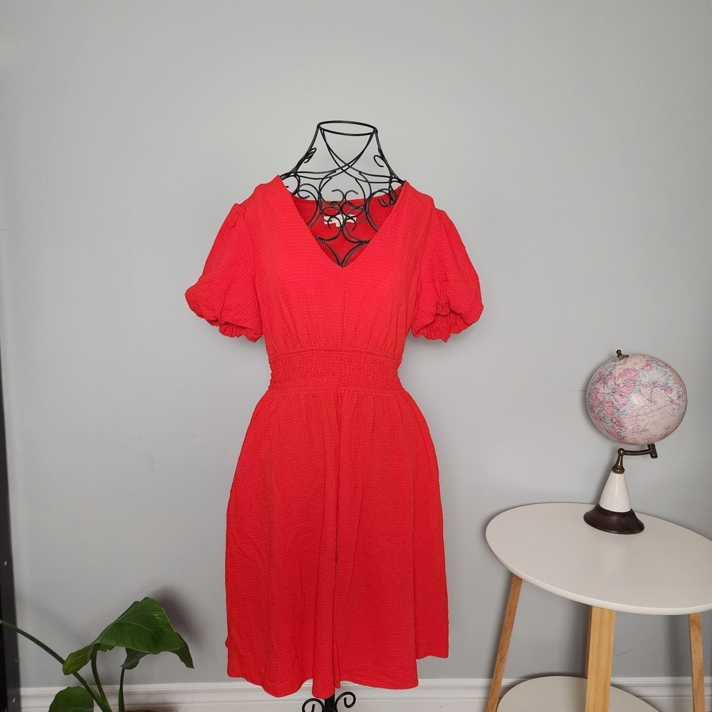 Monteau Los Angeles Smocked Waist Puff Sleeve V-Neck Gauze Dress Red Size Medium